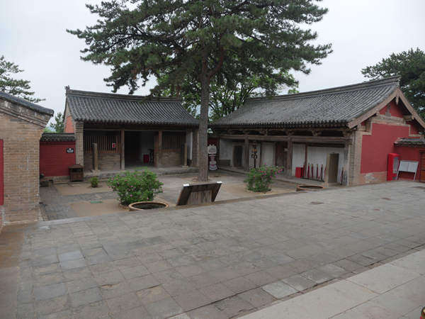 五台县南禅寺五月下旬