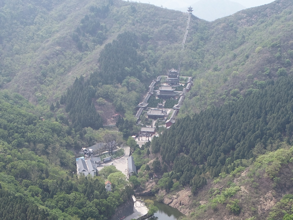 邹平鹤伴山