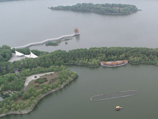 大安市嫩江湾旅游区七月初，九曲诗词桥，上侧捺钵岛