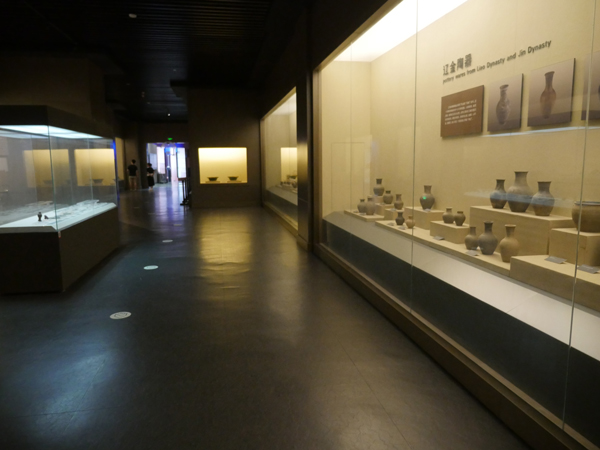 大庆博物馆，辽金陶器