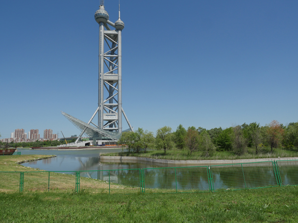 大庆龙凤湿地公园，湿地监测塔