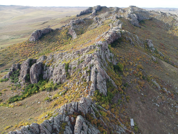 乌里雅斯太山九月中旬