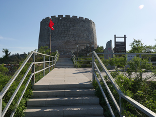 首山国家森林公园，山顶烽火台