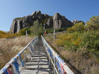 乌里雅斯太山九月中旬