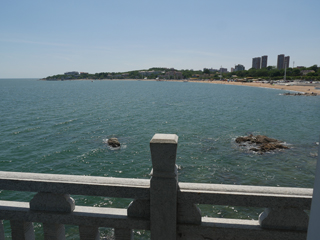 兴城海滨风景区，登极目亭可远眺大海及周围景色
