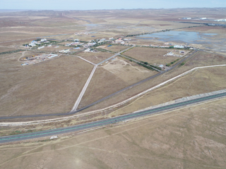 嘎达布其镇九月中旬，右侧有水区域嘎达布其镇湿地